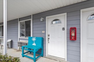 1664 Beach Blvd Unit 31, Biloxi, MS 39531