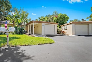 2310 Lark Ln Unit 22, Sarasota, FL 34231