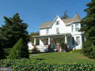 13862 Cross Roads Ave, Felton, PA 17322