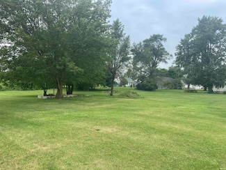 9370 W Railroad St, Orland, IN 46776