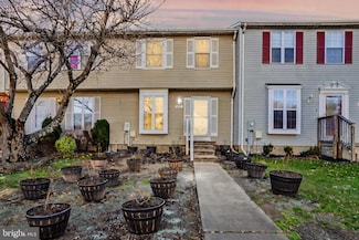 687 Cog Ct Unit 38, Millersville, MD 21108