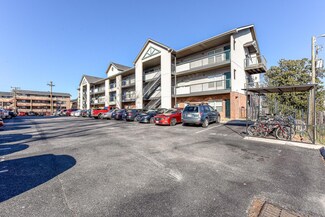 1201 Laurel Ave Unit 105, Knoxville, TN 37916
