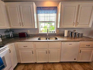 1860 Big Cypress Blvd, Lakeland, FL 33810