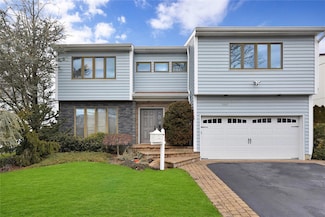 3367 Harold St, Oceanside, NY 11572