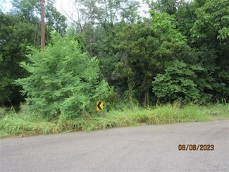 811 N Main St, Arcadia, OK 73007
