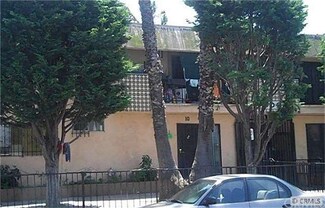 608 W 82nd St, Los Angeles, CA 90044