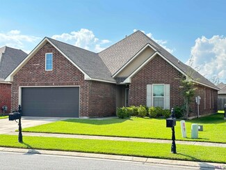 1820 Willow Bend Rd, Saint Gabriel, LA 70776