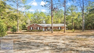 504 Oak Ridge Rd, Jesup, GA 31545