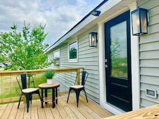 1014 Country Folks Ln, Buda, TX 78610