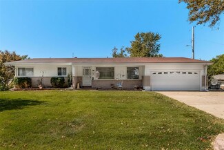 10817 Linnell Dr, Saint Louis, MO 63136