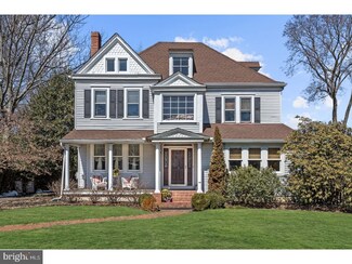 409 E 2nd St, Moorestown, NJ 08057