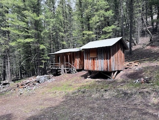 653 Canyon Hollow Ln, Helmville, MT 59843