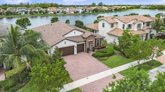 9228 Grand Prix Ln, Boynton Beach, FL 33472