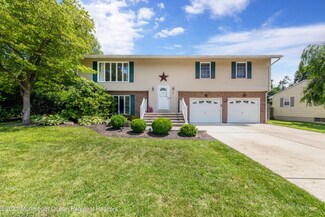 7 Johnson Dr, Allentown, NJ 08501