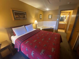 8269 Hwy 51 Unit 3010, Minocqua, WI 54548