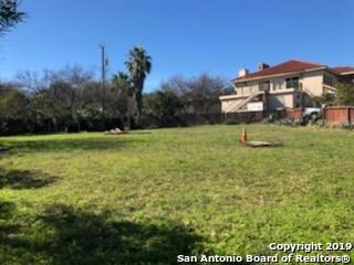 13300 Thornridge Ln, San Antonio, TX 78232