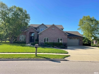 441 Coral Dr, Morton, IL 61550