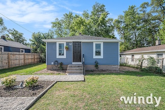 2202 Berg Ave, Benton Harbor, MI 49022