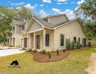 163 Fifty Oaks Ln, St. Simons Island, GA 31522