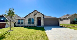 2643 Streamside Dr, Burleson, TX 76028