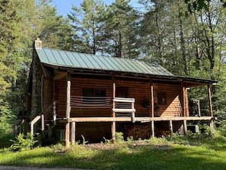 721 N Hill Cross Rd, Ludlow, VT 05149