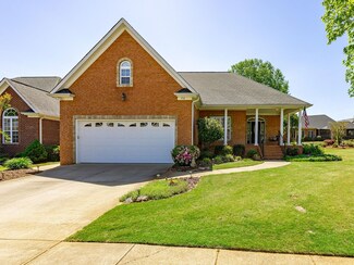 498 Cider Park Dr, Boiling Springs, SC 29316