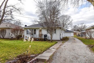 815 S Walnut St, Pontiac, IL 61764