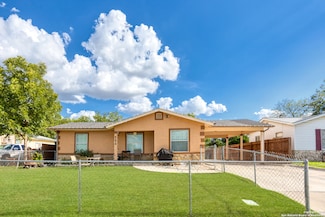722 Menefee Blvd, San Antonio, TX 78237
