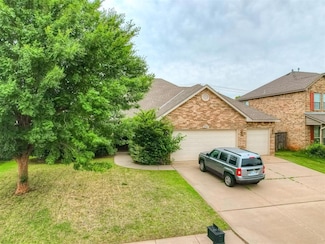 2909 Marigold Ln, Edmond, OK 73013