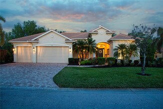 349 Blackbird Ct, Bradenton, FL 34212