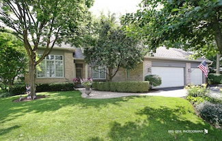 1904 Halifax St, Libertyville, IL 60048