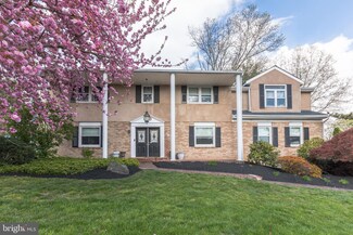 21 Sugar Maple Ln, Lafayette Hill, PA 19444