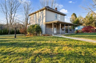 101 Kalmar Way, Jeannette, PA 15644