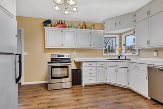 210 4th Ave N, Sauk Rapids, MN 56379