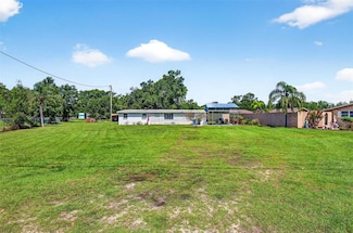 1105 Branch Acres Dr, Plant City, FL 33565