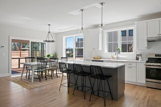 87 Owls Nest Rd, Portland, ME 04102