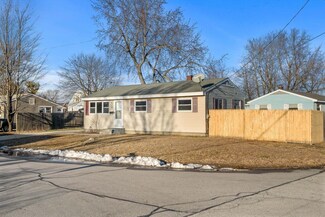 34 Ritter St, Nashua, NH 03060