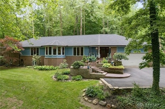 923 Lewis Creek Ct, Xenia, OH 45385