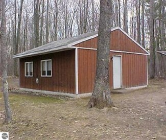 18803 Coates Hwy, Brethren, MI 49619