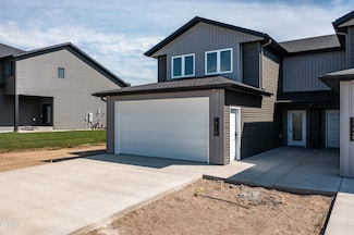 1710 Heart Ridge Loop SE, Mandan, ND 58554