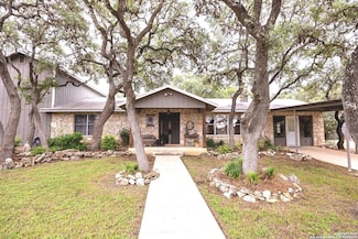 475 Stoney Hill Ln, Pipe Creek, TX 78063