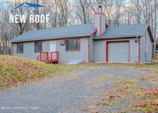 4165 Pine Ridge Dr, Bushkill, PA 18324