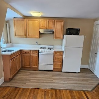 72 Linden St Unit 301, Reading, MA 01867