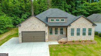 126 Sugarloaf Cir, Macon, GA 31204