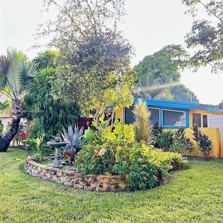 881 SW 49th Terrace, Plantation, FL 33317