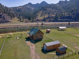 29 Missouri Overlook Dr, Cascade, MT 59421