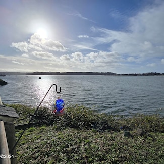 1000 SE Bay Blvd Unit E-2 123, Newport, OR 97365