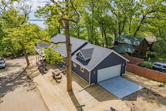 103 Lake Ct, Edgerton, WI 53534