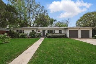 5717 N Wells Cir, Westworth Village, TX 76114