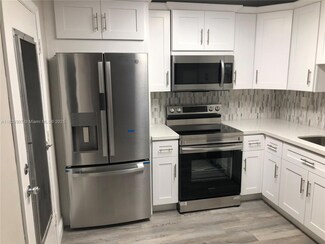 5425 SW 77th Ct Unit 212D, Miami, FL 33155